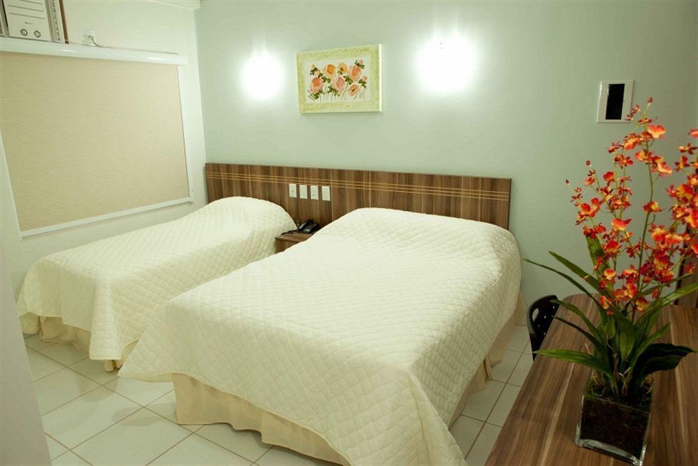 Serras Hotel Cuiabá Buitenkant foto