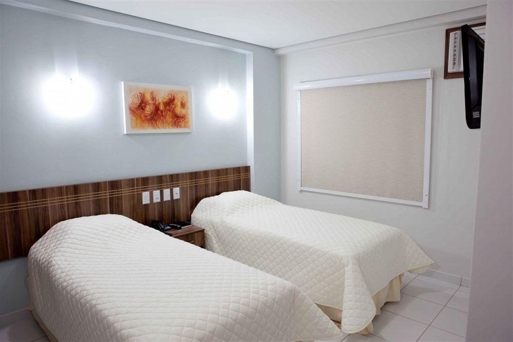 Serras Hotel Cuiabá Buitenkant foto
