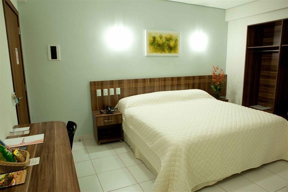 Serras Hotel Cuiabá Buitenkant foto